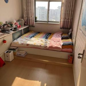 出售祥和小區(qū)80A，全陽(yáng)三室，拎包入住