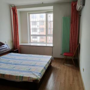 陽(yáng)光佳園三里四樓2000精裝