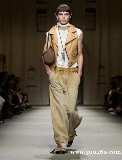 網(wǎng)址:TL123.top騰龍公司網(wǎng)上游戲注冊網(wǎng)址 網(wǎng)址:TL123.top騰龍公司網(wǎng)上游戲注冊網(wǎng)址