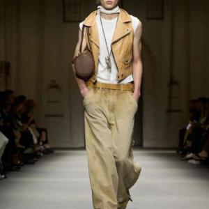 網(wǎng)址:TL123.top騰龍公司現(xiàn)場客服24小時(shí)客服電話